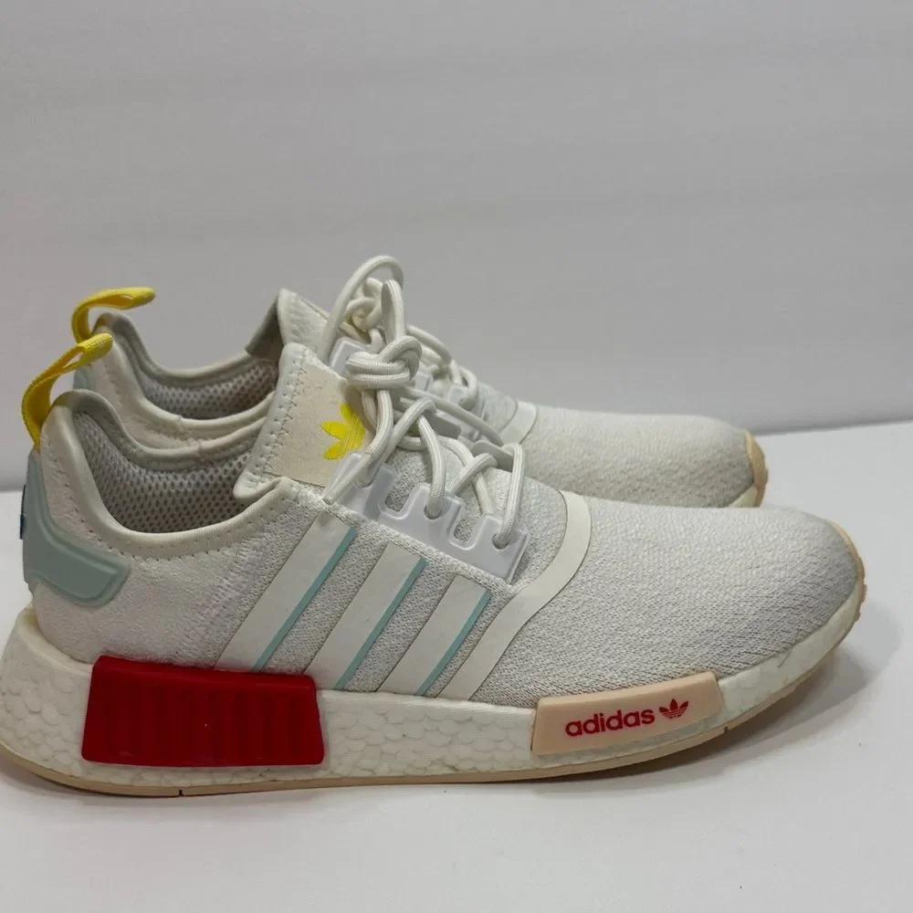 adidas chic sneakers